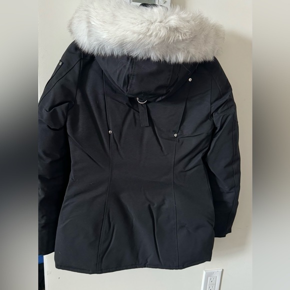 Moose Knuckles Women’s Parka XS - Picture 2 of 2